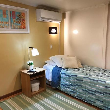 Hostal Las Condes Familiar ซานติอาโก ภายนอก รูปภาพ