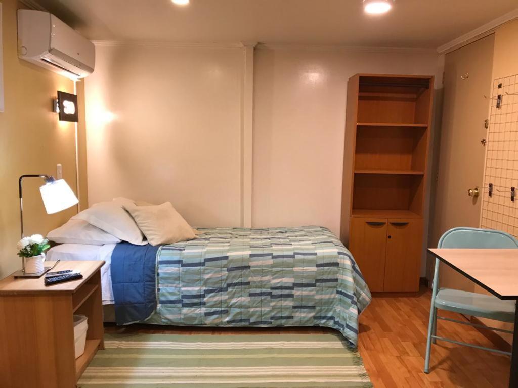Hostal Las Condes Familiar ซานติอาโก ภายนอก รูปภาพ